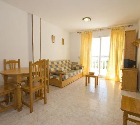 Gardenias 3000 Apartment *